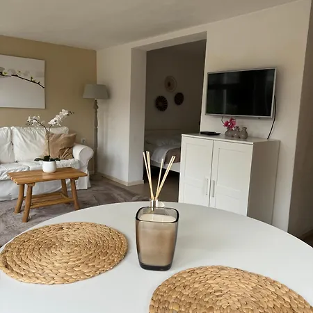 Apartment Dreamz *